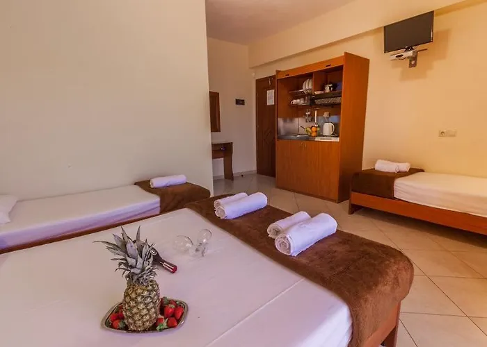 Otel Morfeas Studio *